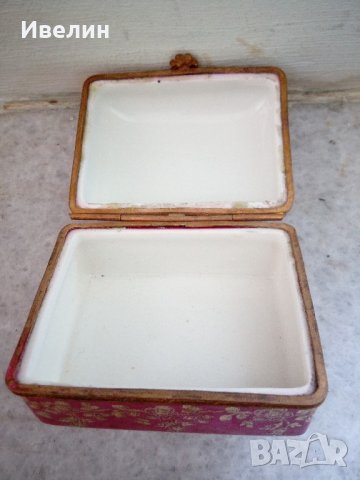 стара порцеланова кутийка, снимка 3 - Антикварни и старинни предмети - 21771015