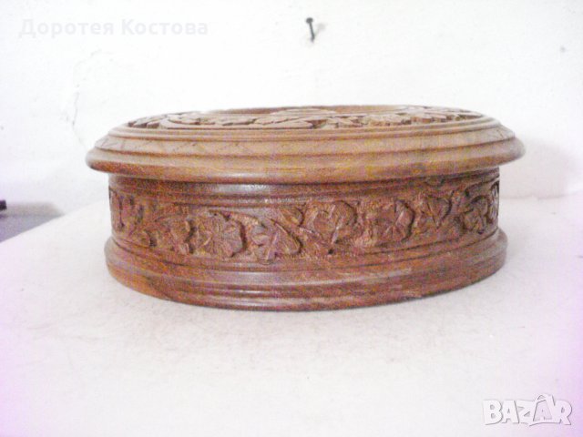 Стара кутия дърворезба 3, снимка 3 - Антикварни и старинни предмети - 25093781