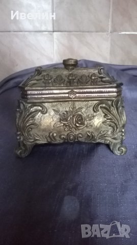 барокова кутий за бижута, снимка 1 - Антикварни и старинни предмети - 25273139