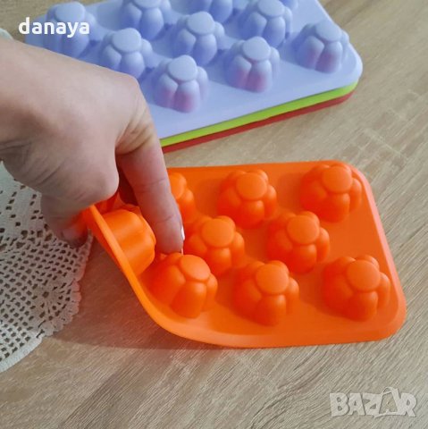 Форми за лед цветя 11 гнезда, снимка 2 - Форми - 24142206