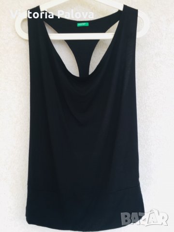 Идеален,много красив нестандартен потник BENETTON , снимка 3 - Потници - 25874848