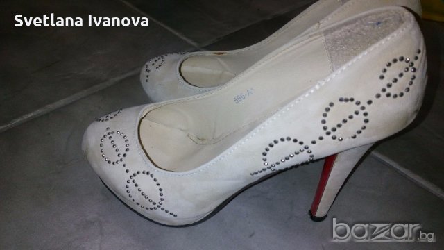 Обувки светъл беж, снимка 2 - Дамски обувки на ток - 18919292