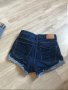 Намалени къси гащи Zara, снимка 1 - Къси панталони и бермуди - 25238710