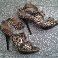 леопардови сандали номер 39 с висок ток, снимка 5 - Сандали - 7341668
