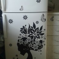 дама с цветя и пеперуди черен стикер лепенка декор за стена и хладилник гардероб врата и др мебел  , снимка 4 - Декорация за дома - 15933465
