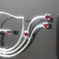 Сребърна висулка с червени цирконии , снимка 3 - Колиета, медальони, синджири - 17729996