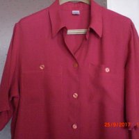 продавам дамска блуза с къс ръкав, снимка 2 - Блузи с дълъг ръкав и пуловери - 19399478
