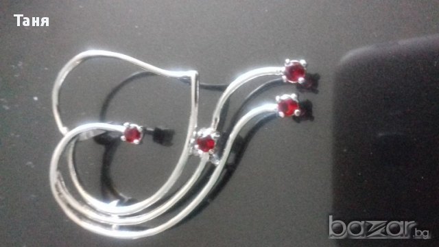 Сребърна висулка с червени цирконии , снимка 3 - Колиета, медальони, синджири - 17729996