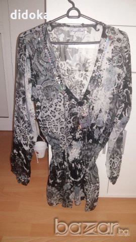 Красива туника за плажа, снимка 1