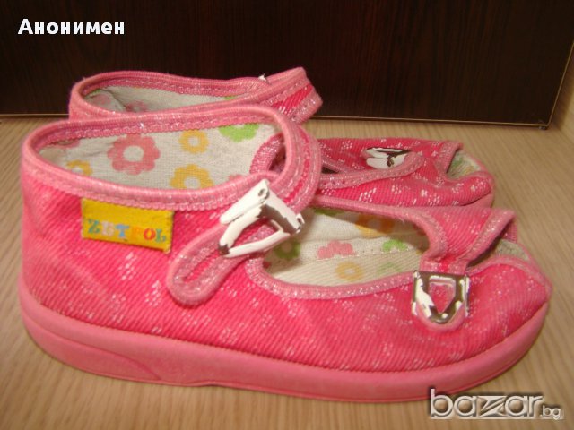 Обувки за момиче Teddy, н. 25 + подарък пантофки, снимка 6 - Детски пантофи - 14317040