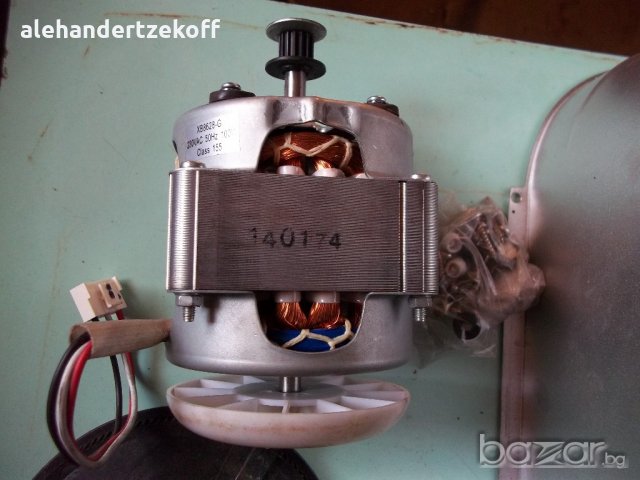 Германска хлебопекарна silvercrest за резервни части, снимка 4 - Хлебопекарни - 20549968