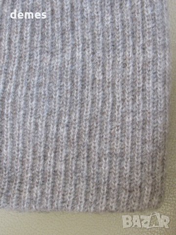 Сива машинно плетена вълнена шапка, 100% вълна, Монголия , снимка 6 - Шапки - 23043970