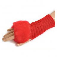 Модни пухени ръкавички в червено, снимка 2 - Шапки - 16775759