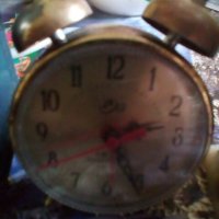 Три работещи часовник а, снимка 4 - Антикварни и старинни предмети - 21750793