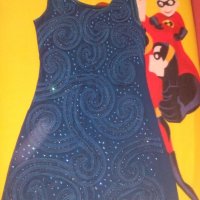 Страхотна рокля в синьо размер М, снимка 1 - Рокли - 22964721