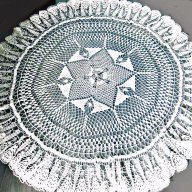 Нова ръчно плетена покривка за маса , снимка 5 - Декорация за дома - 15753559