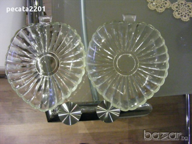 Продавам - нови стъклени чинийки с форма на листо, снимка 1 - Форми - 11616556