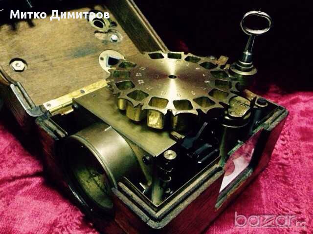 Старинен преносим ХРОНОГРАФ за отчитане на времето на полет при гълъби-1939г., снимка 5 - Други - 10424263