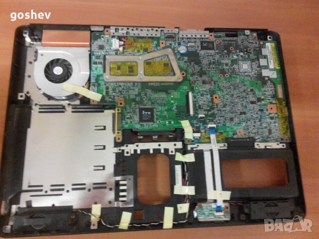 Продавам доста части за лаптопи - изгодно