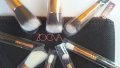 8 броя Оригинални четки за грим ZOEVA ROSE GOLDEN, LUXURY SET Vol.1!, снимка 9