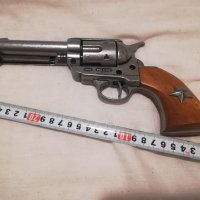 Револвер Колт 45, пистолет-реплика на каубойската класика, снимка 4 - Колекции - 24144196