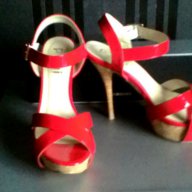 Лачени червени сандали, снимка 5 - Сандали - 11553512