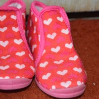 детски обувки,сандалки,домашни пантифки, снимка 5 - Детски маратонки - 20489336