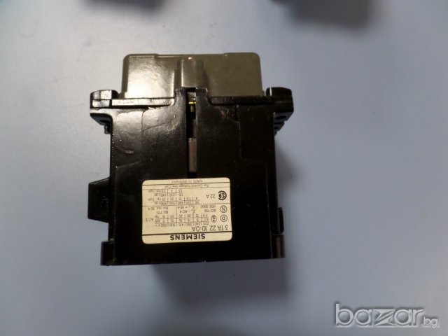 Контактор Siemens 22 A, 220 V, снимка 2 - Ключове, контакти, щепсели - 8131222