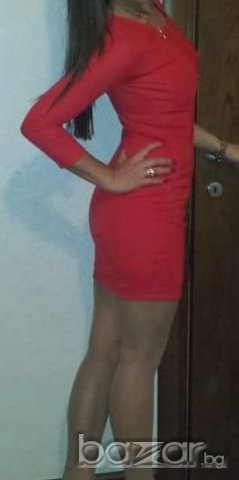 Червена рокля, размер М, снимка 4 - Рокли - 19642852