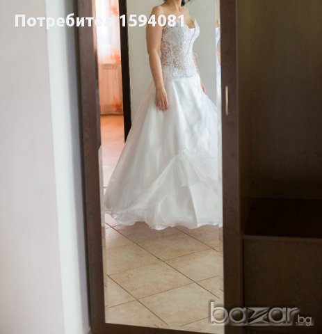 Продавам сватбена рокля+було+букет, снимка 2 - Сватбени рокли - 16995771