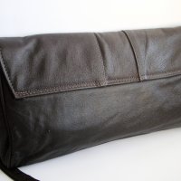 Дамска чанта естествена кожа, снимка 2 - Чанти - 24167634