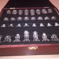 Нов стъклен шах в красива дървена кутия-внос швеицария, снимка 12 - Антикварни и старинни предмети - 16433354
