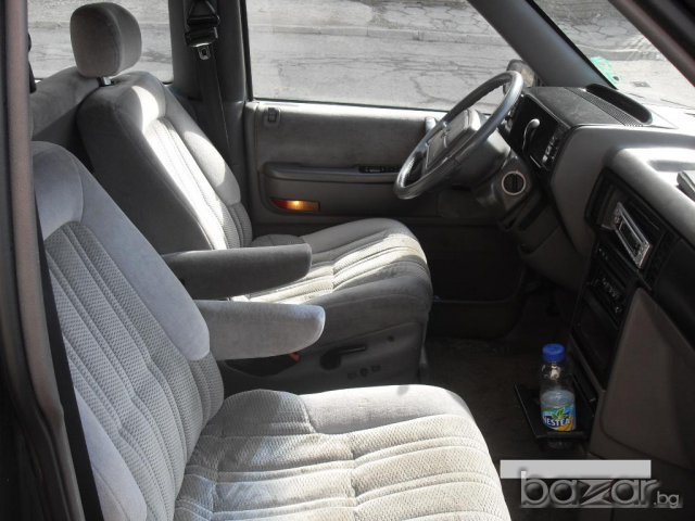 Продавам Крайслер Вояджер 2400 бензин 97г на части / Chrysler Voyager , снимка 2 - Автомобили и джипове - 4882944