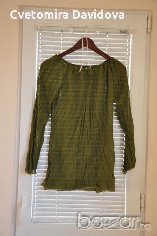 Зелена блуза с дълъг ръкав, снимка 3 - Блузи с дълъг ръкав и пуловери - 18379868