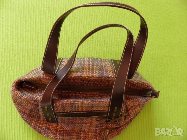 Tommy Hilfiger оригинална дамска чанта, снимка 3 - Чанти - 24826752