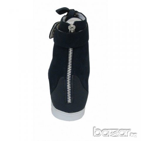 Дамски Кецове - Adidas; размер: 37, 40 и 41, снимка 2 - Маратонки - 9668523