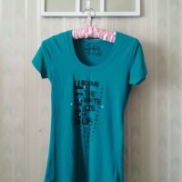 Дамски тениски, снимка 2 - Тениски - 25332547