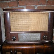 Старо радио - 6, снимка 1 - Антикварни и старинни предмети - 18191308