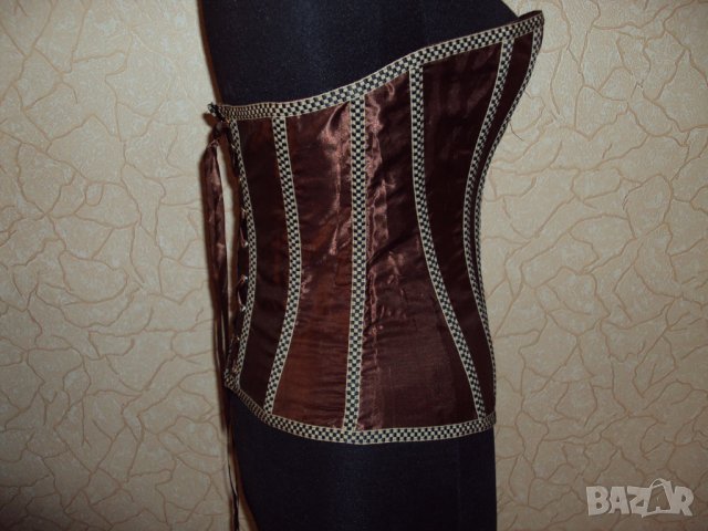 Корсети, снимка 10 - Корсети, бюстиета, топове - 22606677