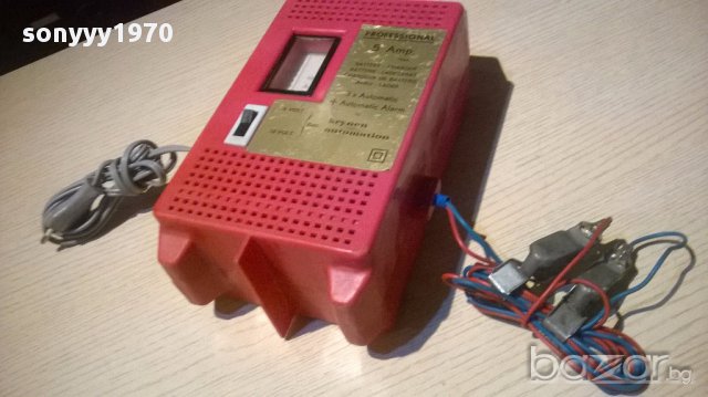 Оригинално немско зарядно за 6 и 12 волта-внос швеицария, снимка 5 - Аксесоари и консумативи - 12978362