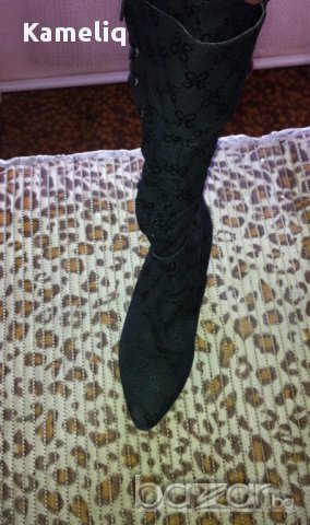 Черни ботушки от плат, снимка 2 - Дамски ботуши - 11947957