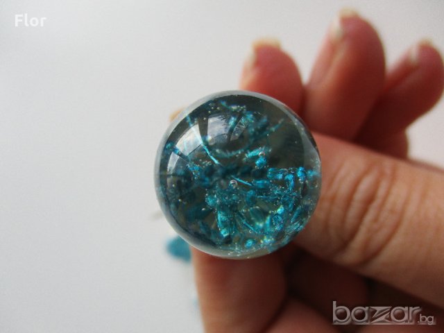 Комплект стъклени обеци и пръстен с цветя, снимка 5 - Обеци - 16315643