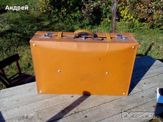 Куфар, снимка 3 - Антикварни и старинни предмети - 19580670