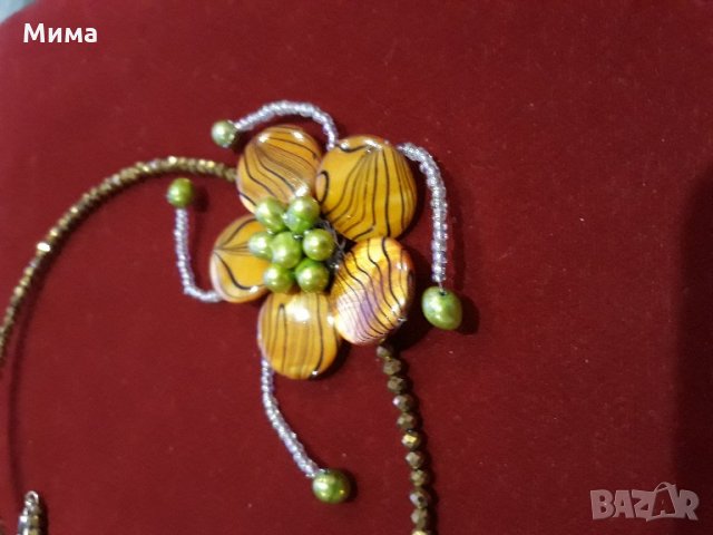 Колие с кристалчета и седеф, снимка 3 - Колиета, медальони, синджири - 21678824