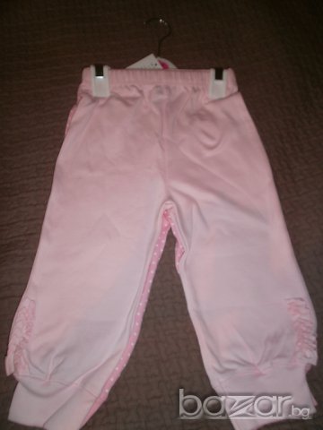 Сладки панталонки с къдрички от George 9-12м, 12-18м и 18-23м, снимка 3 - Панталони и долнища за бебе - 7310244