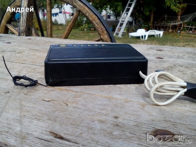 Радиочасовник, снимка 3 - Антикварни и старинни предмети - 19359991