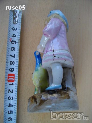 Статуетка "Дете хранещо паун" порцеланова стара за кибрит, снимка 4 - Други ценни предмети - 11833424