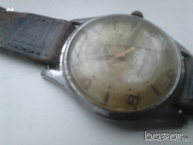 Часовник швейцарски, снимка 5 - Антикварни и старинни предмети - 18451988