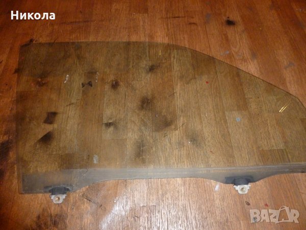 Предно дясно стъкло за Дайхасу Териос 1.3 86 к.с, снимка 2 - Части - 25254307