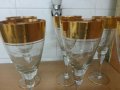 Ретро стъклени чаши за вино с много позлата, снимка 4